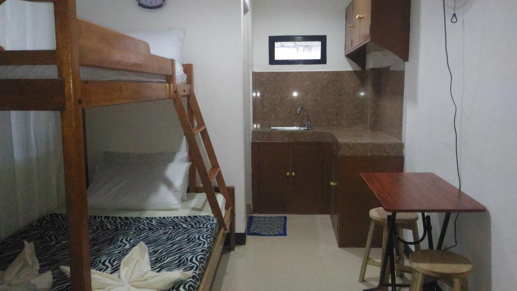 Sealor Pension House Puerto Princesa Екстер'єр фото
